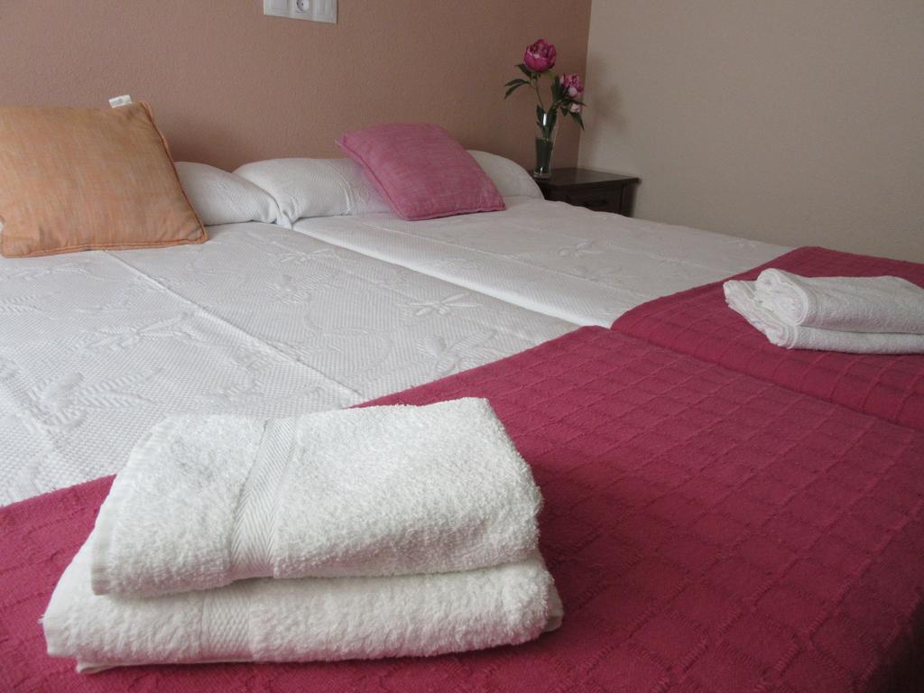 Hernan Cortes Hotel Caceres Room photo
